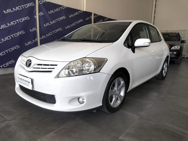 TOYOTA Auris usata, con ABS