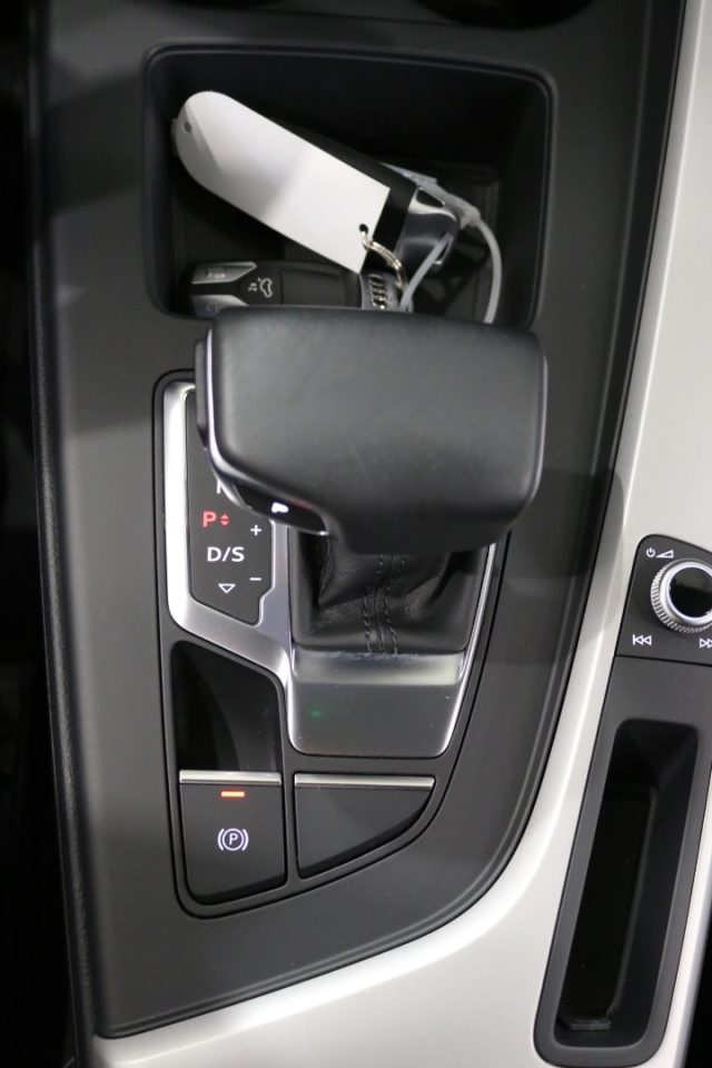 AUDI A4 usata, con Riconoscimento dei segnali stradali