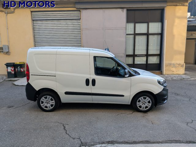 FIAT Doblo usata, con Alzacristalli elettrici