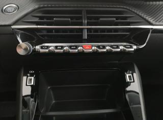 PEUGEOT 208 usata, con Controllo elettronico della corsia