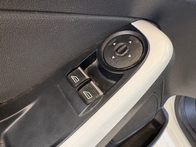 FORD Fiesta usata, con Volante multifunzione