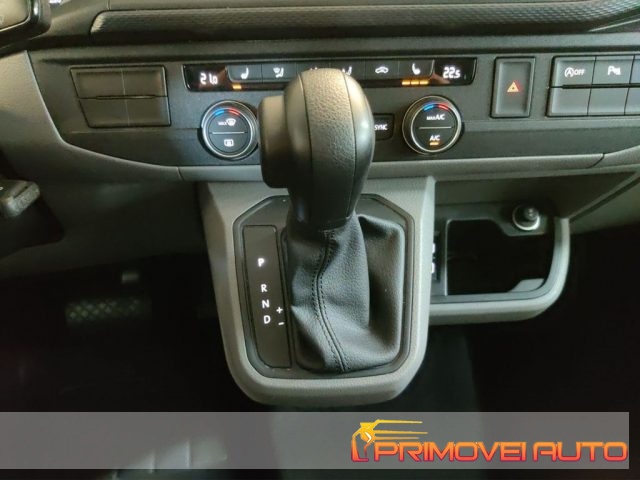 VOLKSWAGEN Caravelle usata, con Chiusura centralizzata