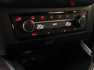 SEAT Arona usata, con USB