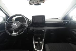 TOYOTA Yaris usata 10