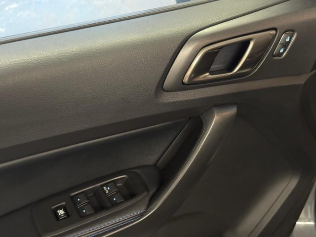 FORD Ranger usata, con Sensore di luce