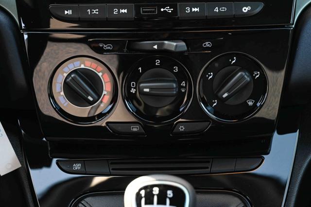 LANCIA Ypsilon usata, con Volante multifunzione