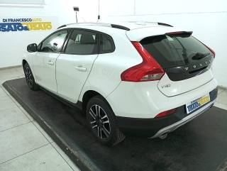 VOLVO V40 Cross Country usata, con Airbag laterali