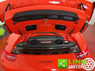 PORSCHE 911 usata, con MP3