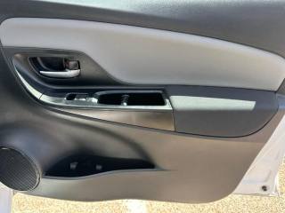 TOYOTA Yaris usata, con Controllo elettronico della corsia