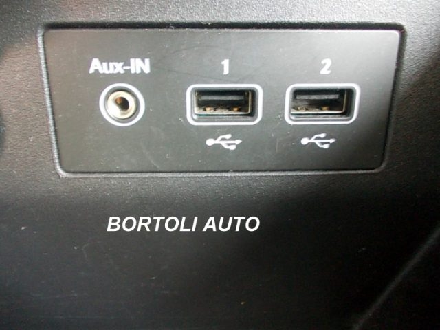 RENAULT Clio usata, con Bluetooth