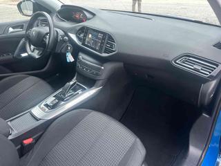 PEUGEOT 308 usata, con Controllo automatico clima