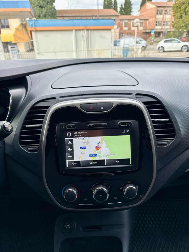 RENAULT Captur usata, con Sistema di navigazione