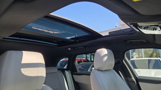 LAND ROVER Range Rover Velar usata, con Sensore di pioggia