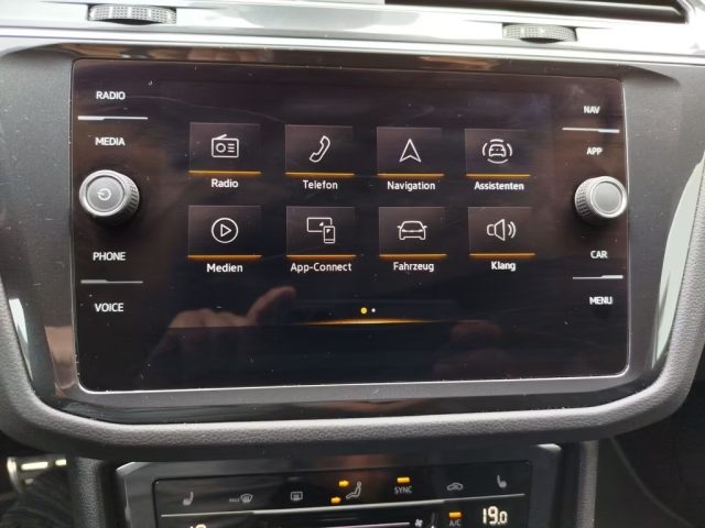 VOLKSWAGEN Tiguan usata, con Cerchi in lega