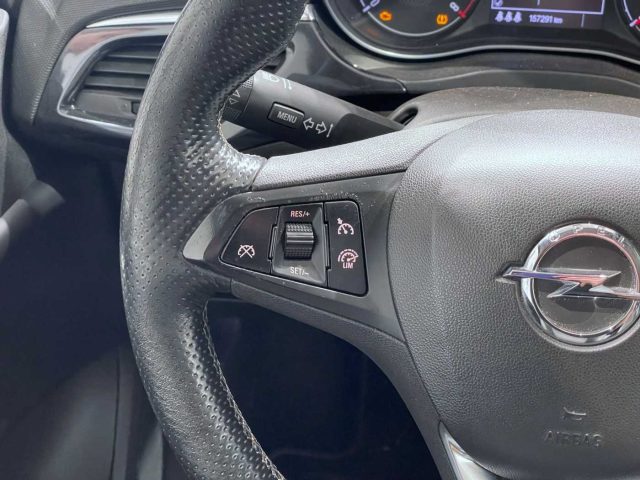 OPEL Corsa usata, con Bluetooth