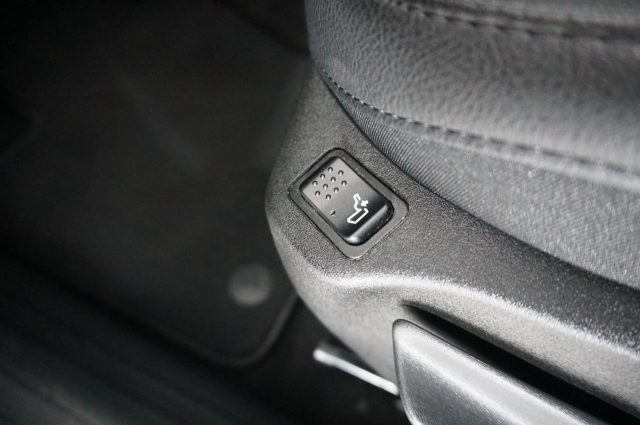 JEEP Compass usata, con Airbag testa