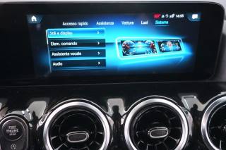 MERCEDES-BENZ B 180 usata, con Interni in pelle
