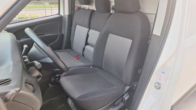 FIAT Doblo usata 16
