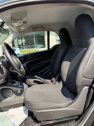 SMART ForTwo usata, con USB