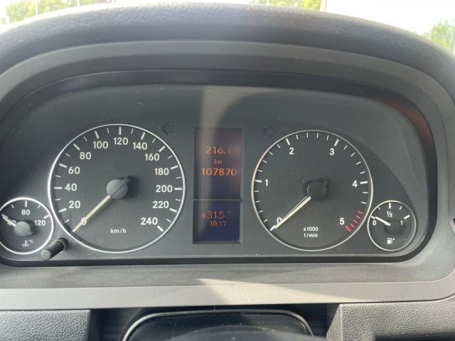 MERCEDES-BENZ A 180 usata, con Servosterzo