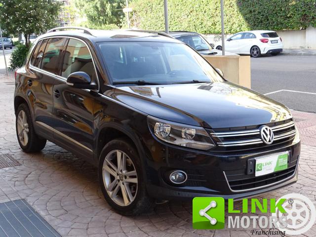 VOLKSWAGEN Tiguan usata, con Airbag laterali