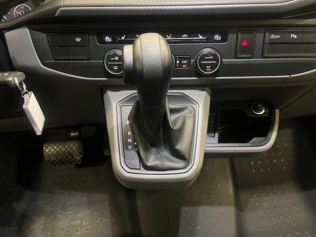 VOLKSWAGEN Caravelle usata 31