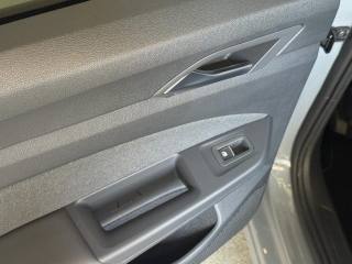 VOLKSWAGEN Golf usata, con ESP
