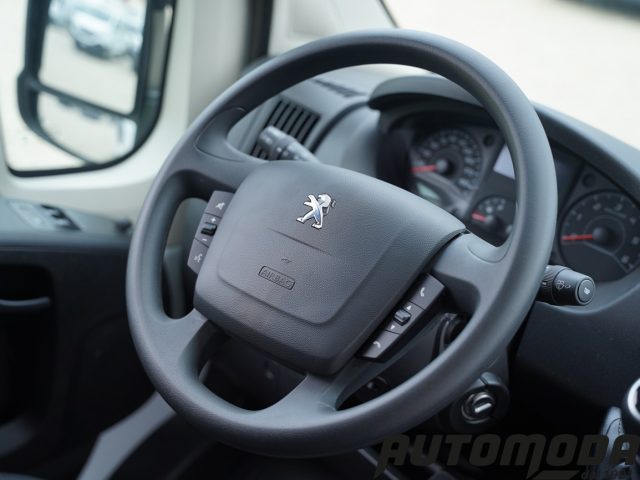 PEUGEOT Boxer usata, con Frenata d