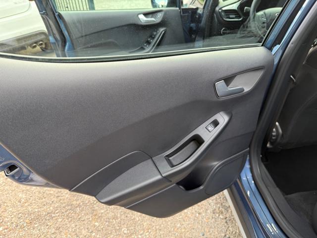 FORD Fiesta usata, con Airbag testa