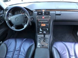 MERCEDES-BENZ E 55 usata, con Chiusura centralizzata