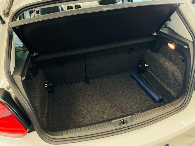 VOLKSWAGEN Polo usata, con Autoradio