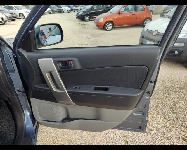 DAIHATSU Terios usata 24