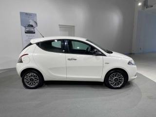 LANCIA Ypsilon usata, con Airbag