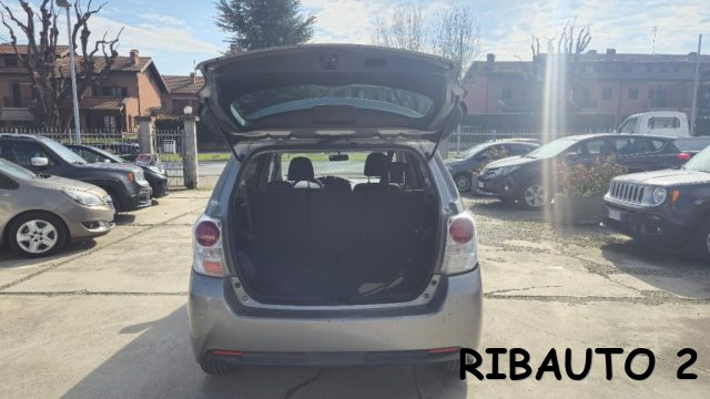 TOYOTA Verso usata, con Autoradio
