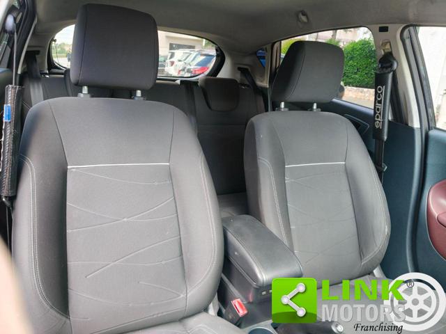 FORD Fiesta usata, con Bluetooth
