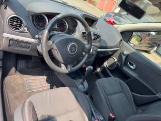 RENAULT Clio usata, con Controllo trazione