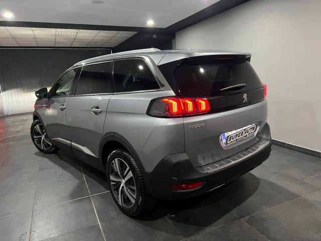 PEUGEOT 5008 usata, con Airbag Passeggero