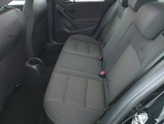 VOLKSWAGEN Golf usata, con Isofix