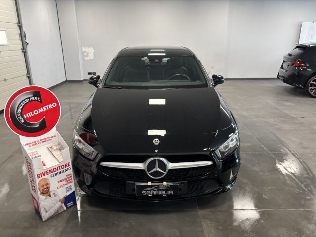 MERCEDES-BENZ A 180 usata, con Fari direzionali