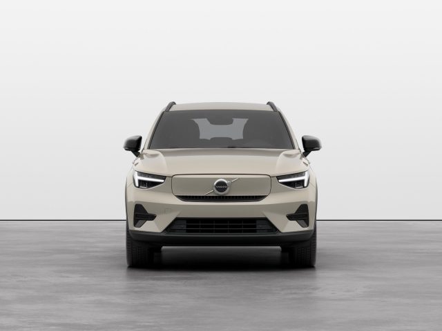 VOLVO EX40 usata, con Autoradio