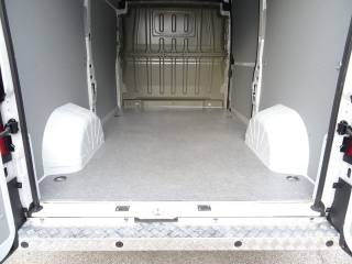 PEUGEOT Boxer usata, con Cruise Control