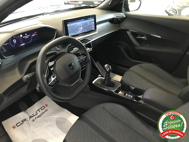 PEUGEOT 2008 usata, con Sedili sportivi