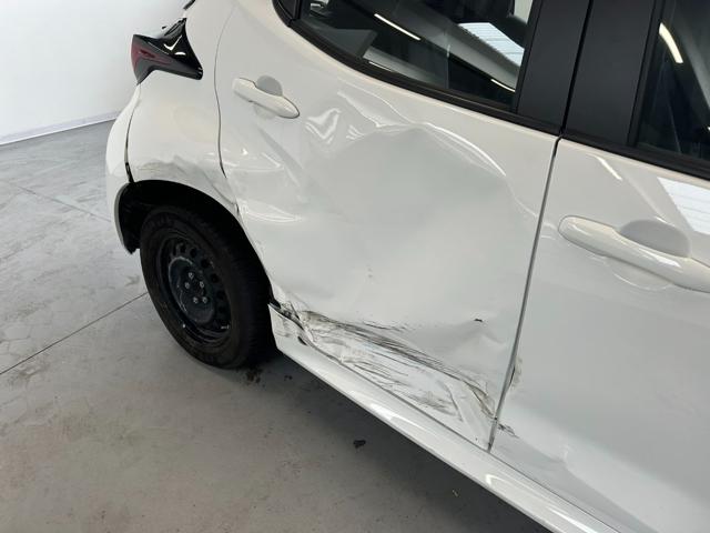 TOYOTA Yaris usata, con Fendinebbia