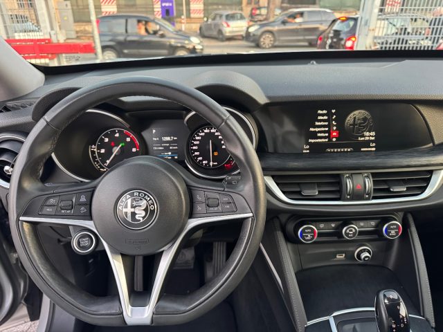 ALFA ROMEO Stelvio usata, con Fari Xenon