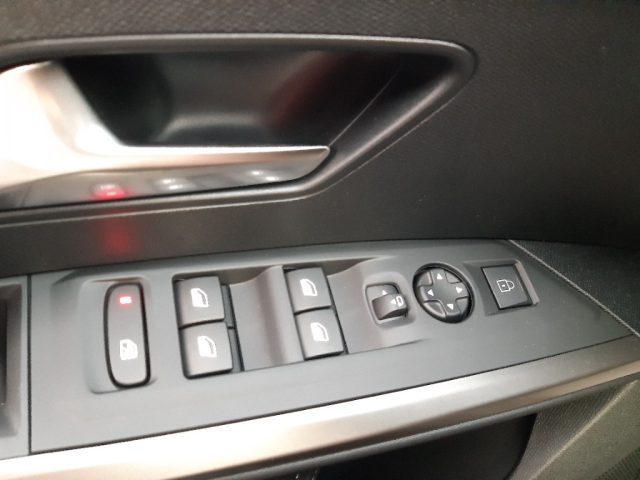 PEUGEOT 3008 usata, con Controllo vocale