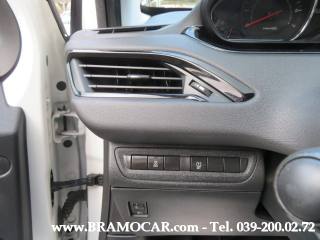 PEUGEOT 208 usata, con ESP