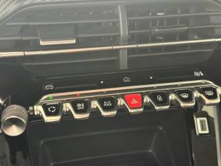 PEUGEOT 208 usata 24