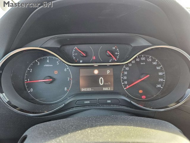 OPEL Crossland usata, con Luci diurne LED