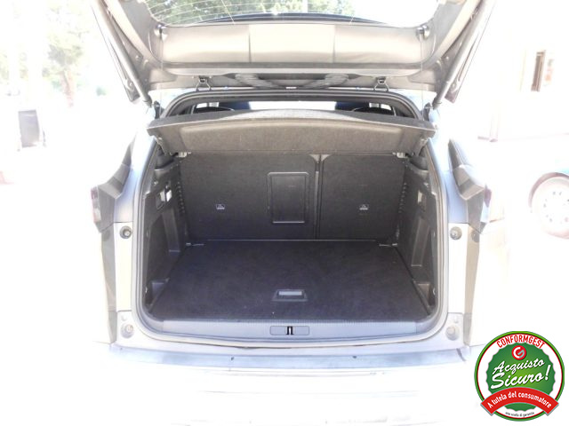 PEUGEOT 3008 usata, con Isofix
