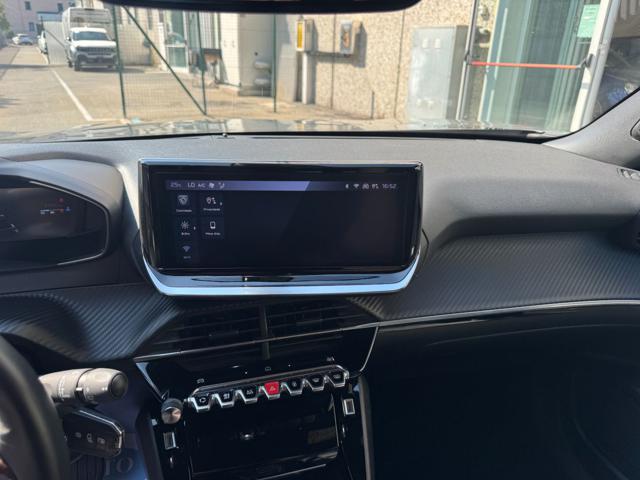 PEUGEOT 2008 usata, con Cruise Control